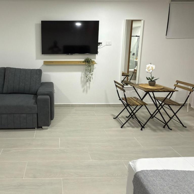 Nuevo apartamento en plaza principal de Guatape - One-Bedroom Apartment - 32