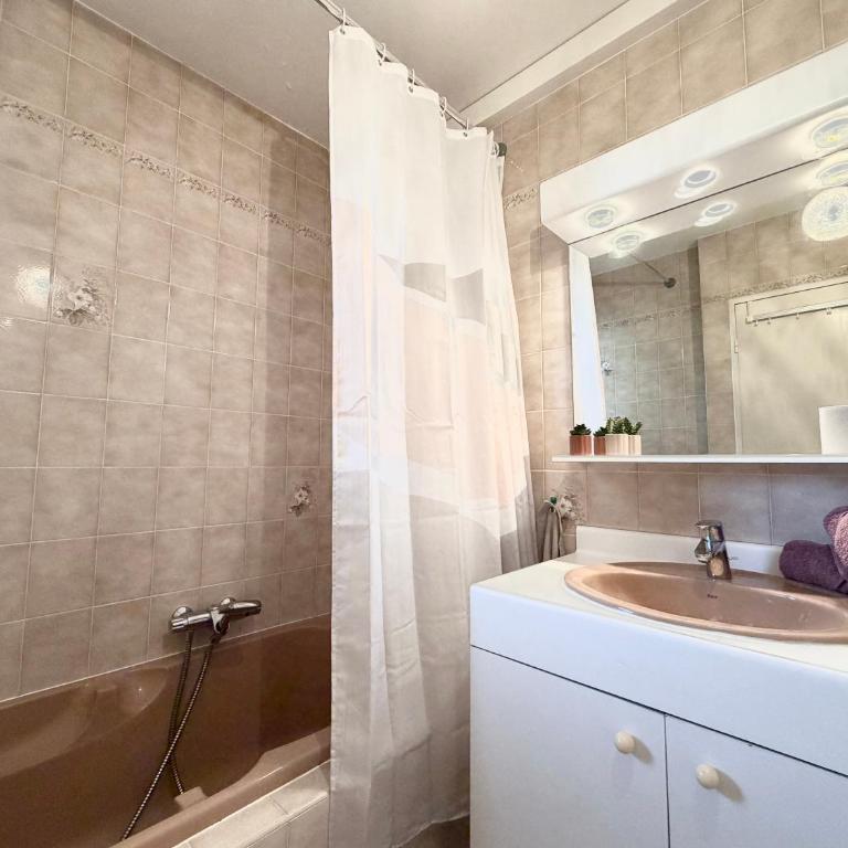 Appartement ORION magnifique vue mer et montagne - Apartment mit 2 Schlafzimmern - 24