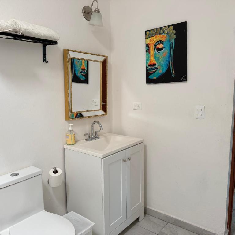 Closetoairport - Double Room - 11