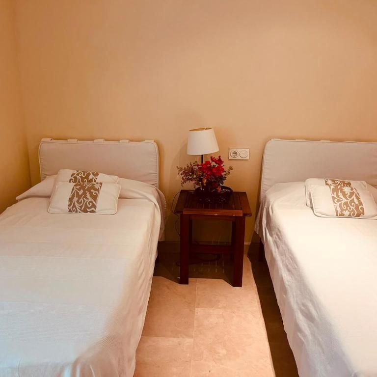 - Room #1713906601 - 18