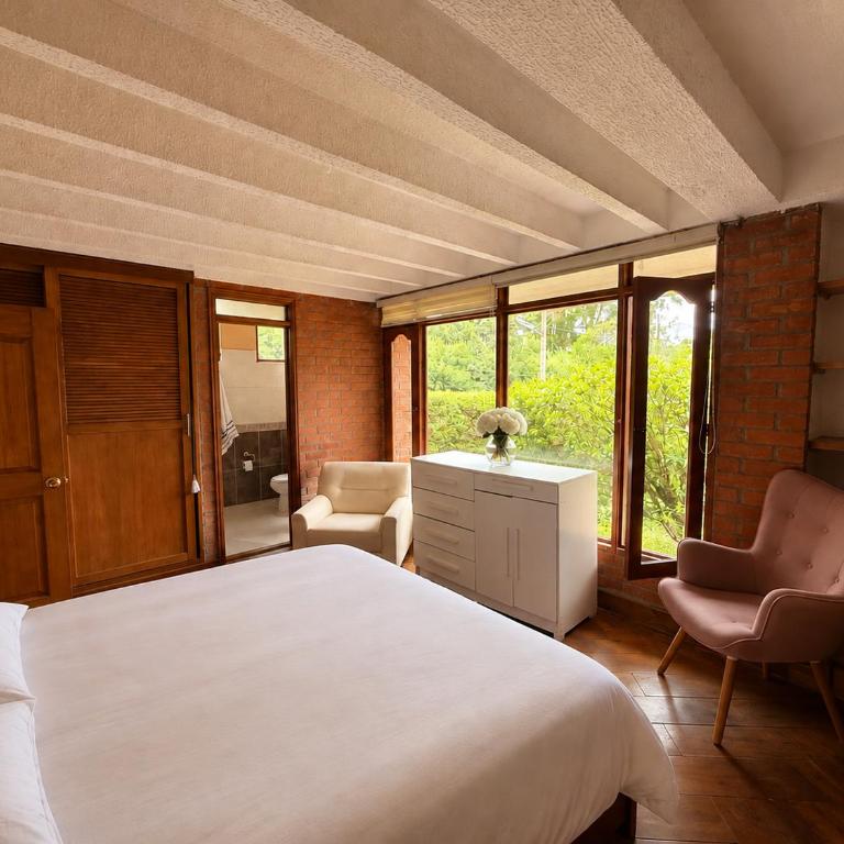  - Room #1713914202 - 5