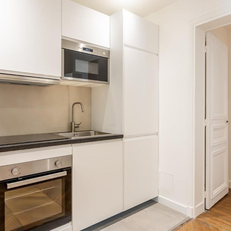 B2D-2people-Wagram-1Bedroom-Ternes-AC - Appartement 1 Chambre Deluxe - 2