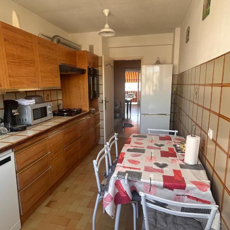 Spacious apartment with sea view - Appartement 2 Chambres - 4
