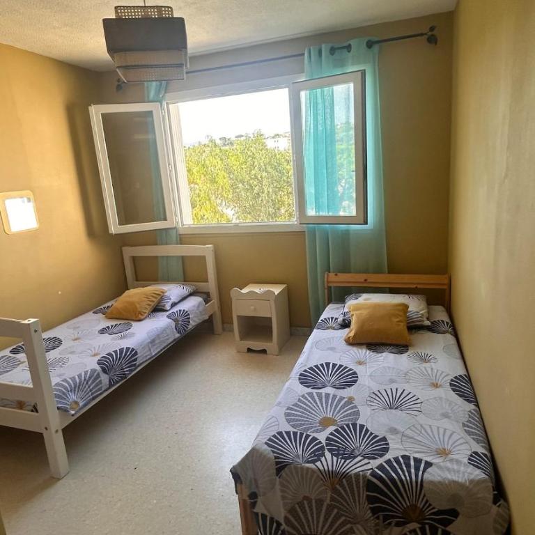 Spacious apartment with sea view - Appartement 2 Chambres - 6