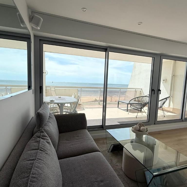 Appartement vue mer 45m2 avec grande terrasse 20m2 - Appartement 1 Chambre - 4