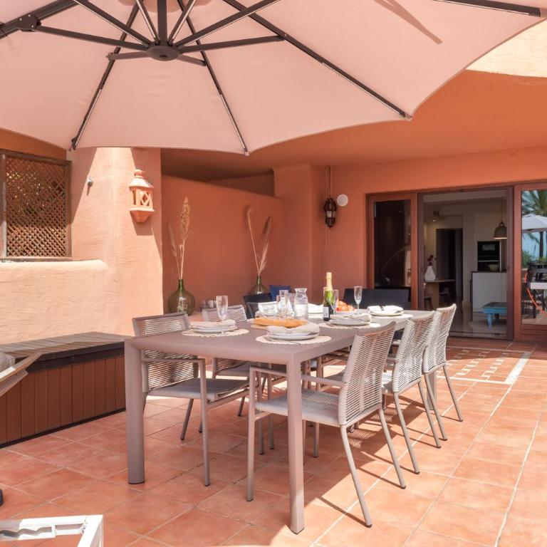  - Appartement 2 Chambres avec Balcon et Vue sur la Mer - 21