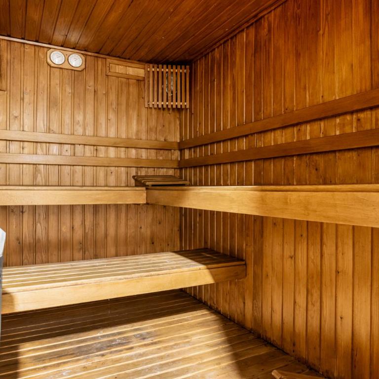  - Appartement 2 Chambres avec Balcon et Vue sur la Mer - 25