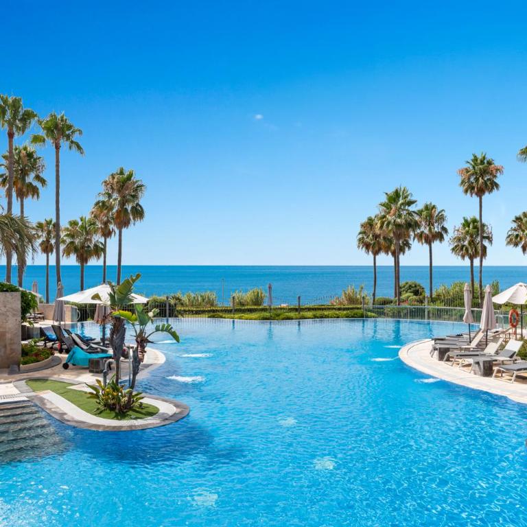  - Appartement 2 Chambres avec Balcon et Vue sur la Mer - 1