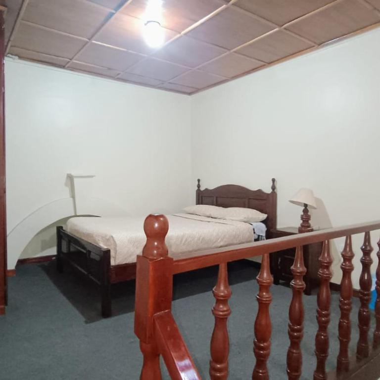 Hostal Victoria Quito - Habitación Doble - 2 camas - 2