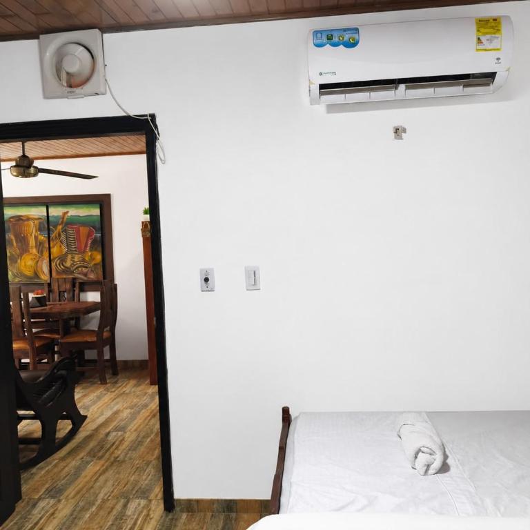 - Room #1713959001 - 37