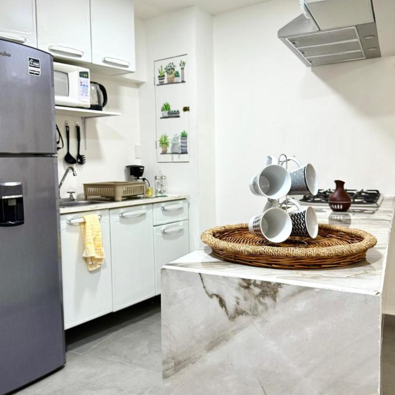 Walk 5 min to the Ángel to celebrate everything - One-Bedroom Apartment - 8