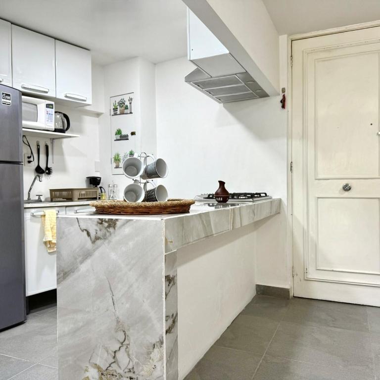 Walk 5 min to the Ángel to celebrate everything - One-Bedroom Apartment - 14