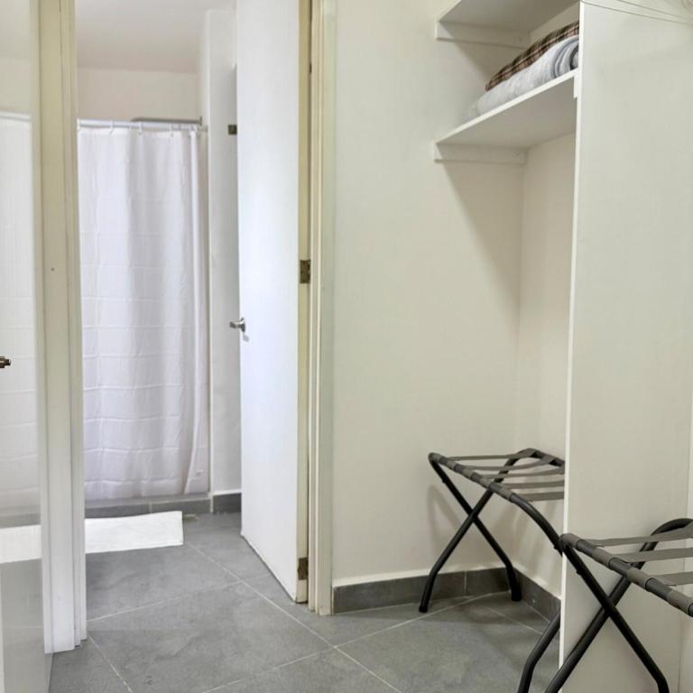 Walk 5 min to the Ángel to celebrate everything - One-Bedroom Apartment - 26