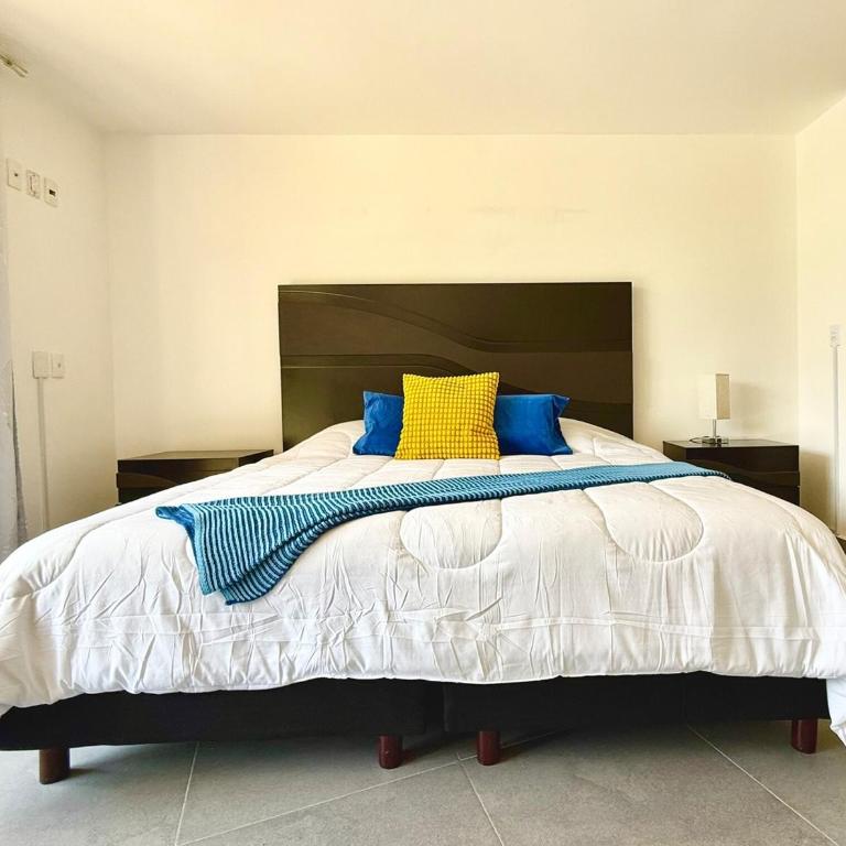 Walk 5 min to the Ángel to celebrate everything - One-Bedroom Apartment - 30