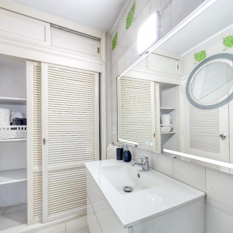 Casa Picon en Puerto del Carmen, con terraza, vistas al mar, piscina y junto a la playa - Apartment mit 2 Schlafzimmern - 29