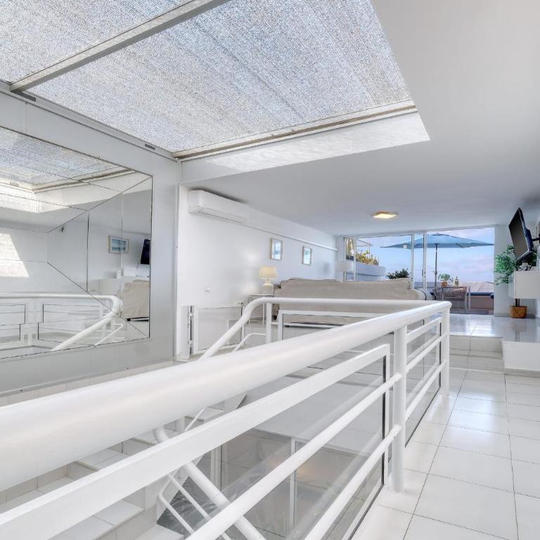 Casa Picon en Puerto del Carmen, con terraza, vistas al mar, piscina y junto a la playa - Apartment mit 2 Schlafzimmern - 10