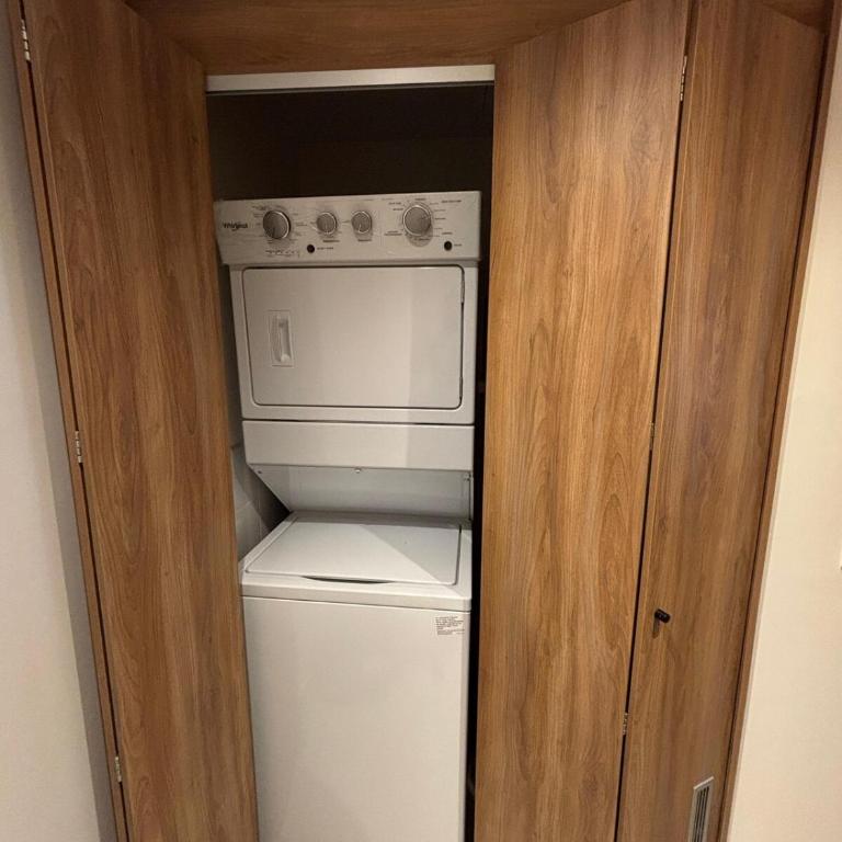  - Room #1713977401 - 17