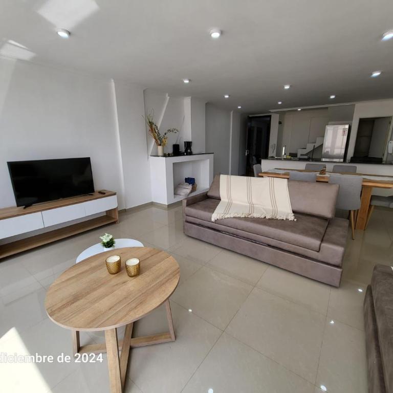  - Room #1713979201 - 5