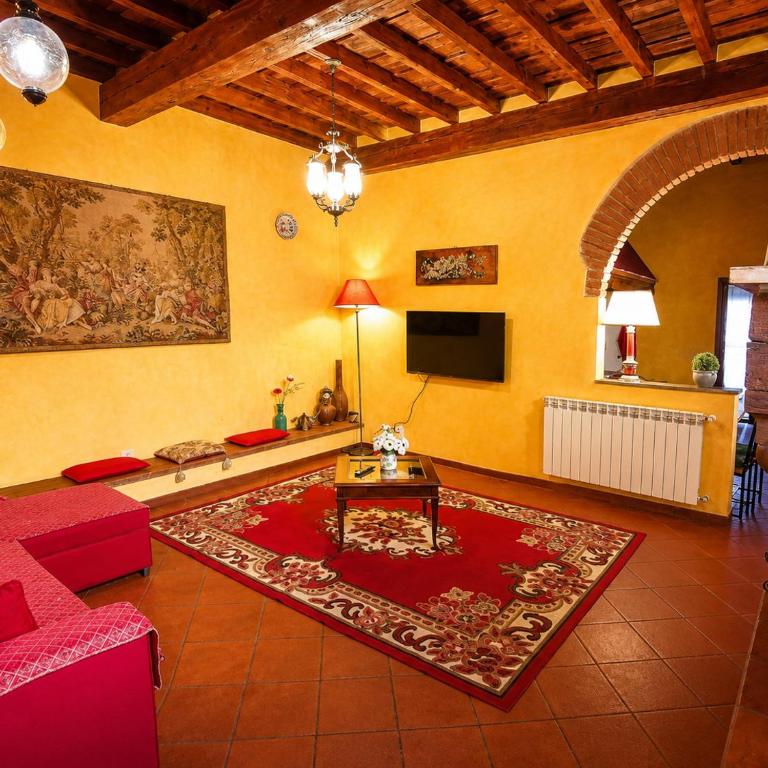 Real Rustic Tuscany Style In Center - One-Bedroom Apartment - 46
