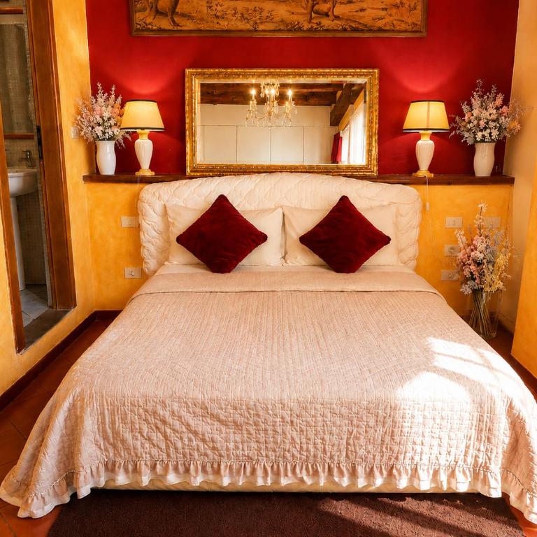Real Rustic Tuscany Style In Center - One-Bedroom Apartment - 52