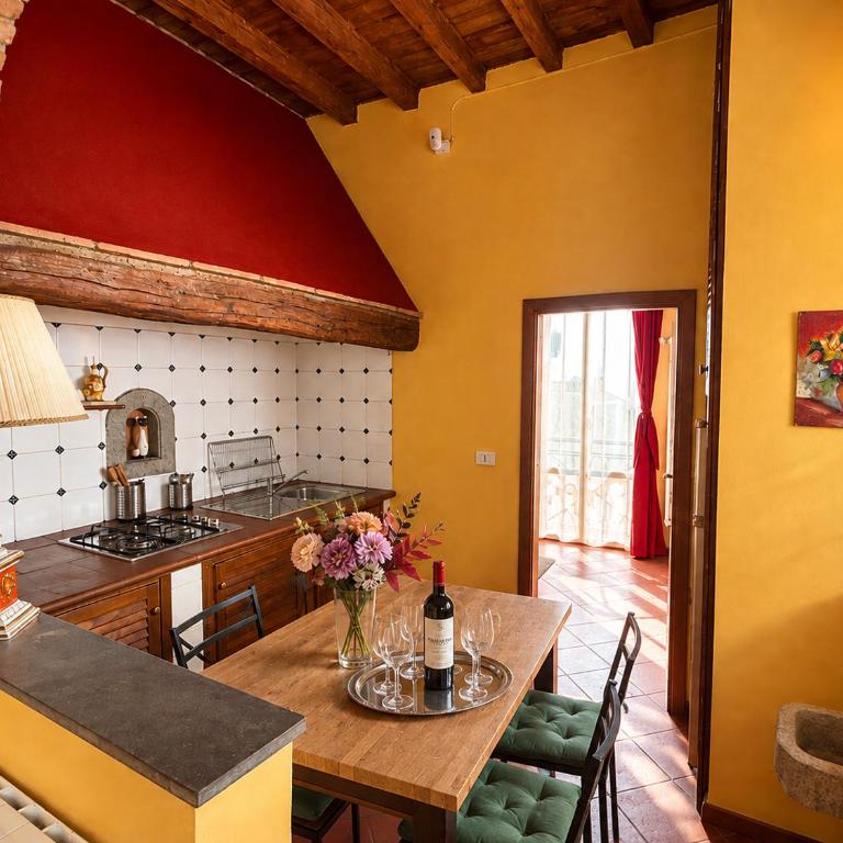 Real Rustic Tuscany Style In Center - One-Bedroom Apartment - 58