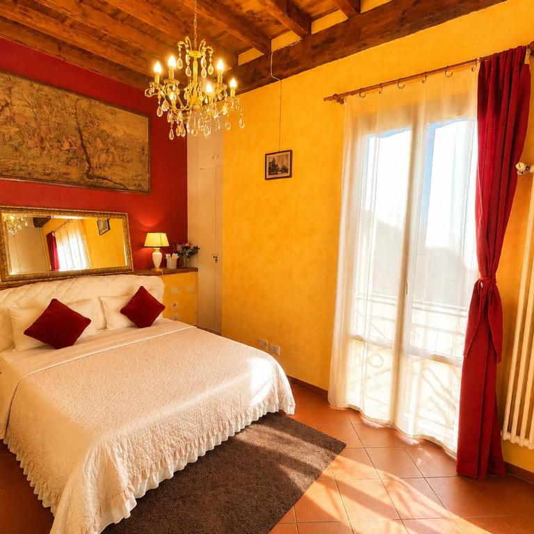 Real Rustic Tuscany Style In Center - One-Bedroom Apartment - 84