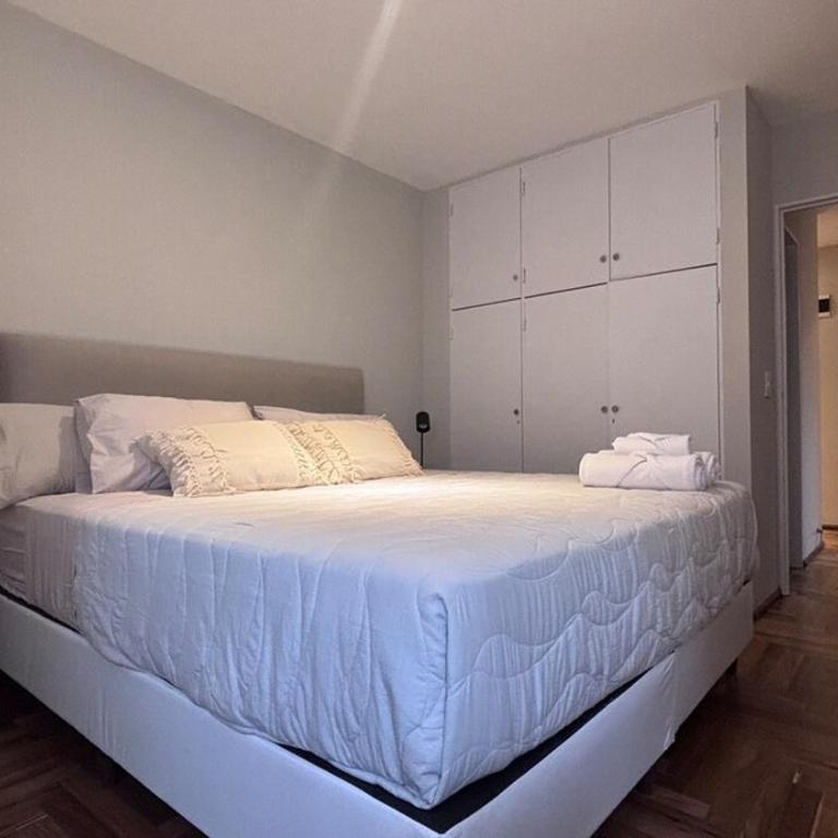  - Room #1713987101 - 25