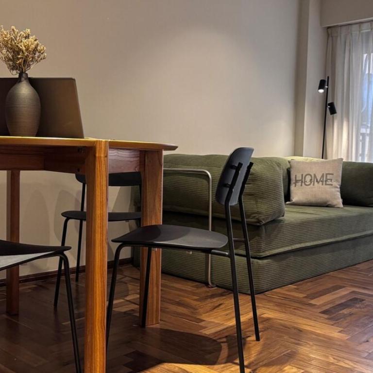  - Room #1713987101 - 27