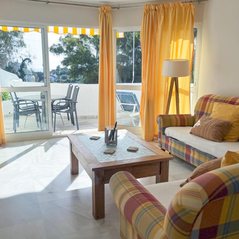 Pinos: Serene 2BD w/pool, views & walk to beach - Apartamento de 2 dormitorios - 3