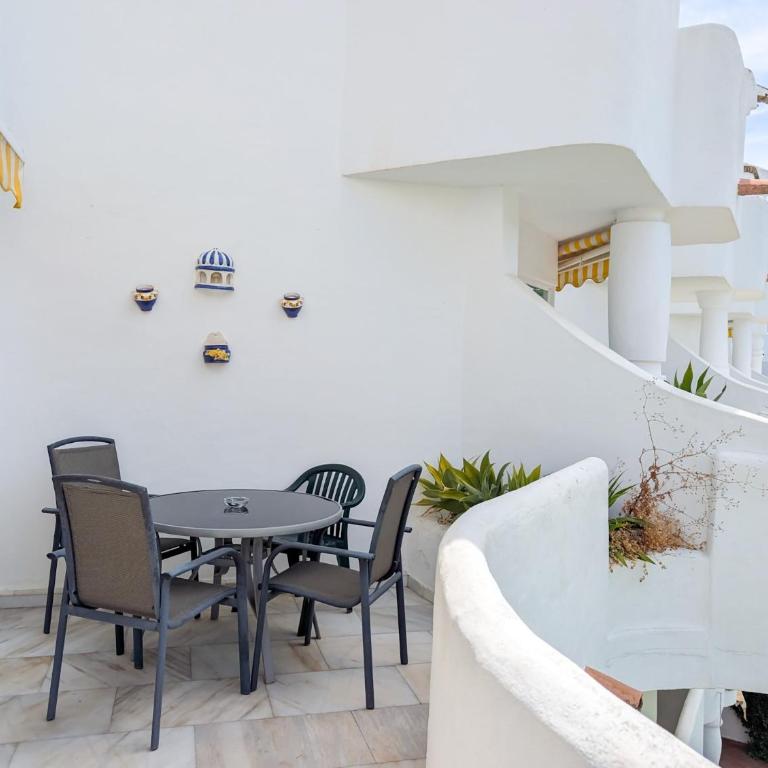 Pinos: Serene 2BD w/pool, views & walk to beach - Apartamento de 2 dormitorios - 26