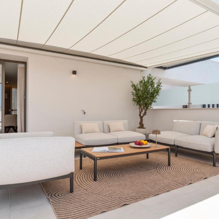 Estepona Skyline Penthouse - Three-Bedroom Apartment with Private Pool - 31