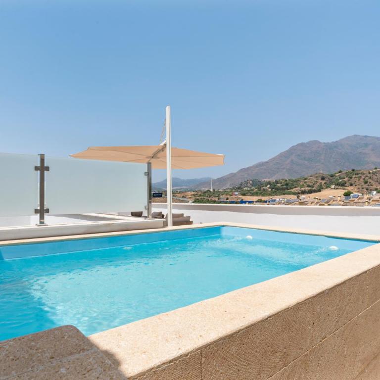 Estepona Skyline Penthouse - Three-Bedroom Apartment with Private Pool - 33