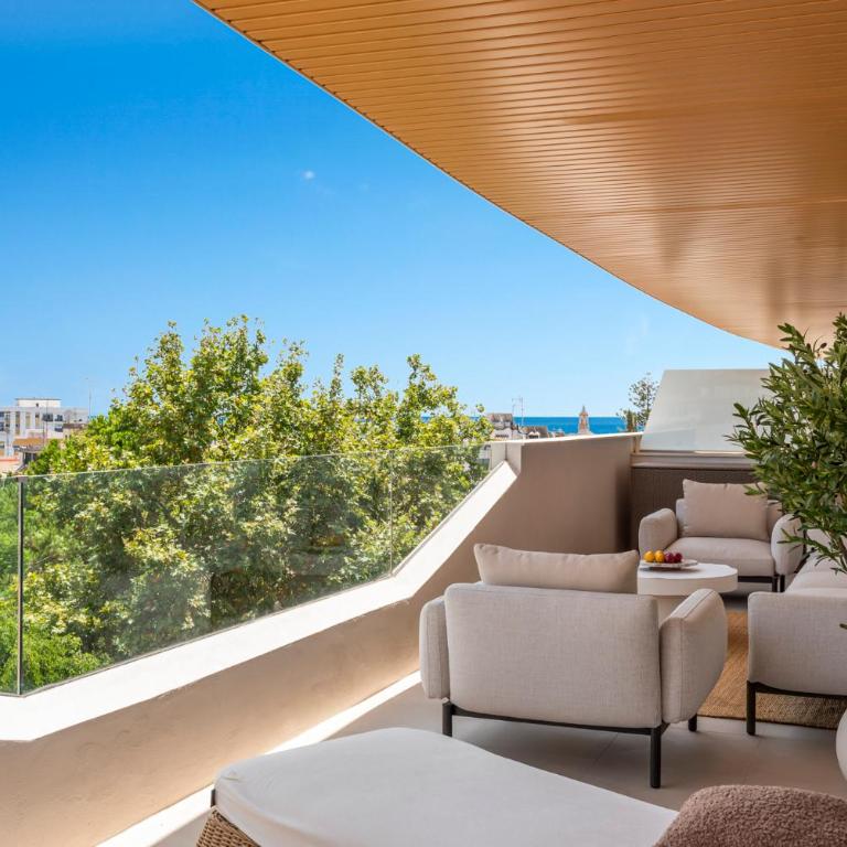 Estepona Skyline Penthouse - Three-Bedroom Apartment with Private Pool - 40