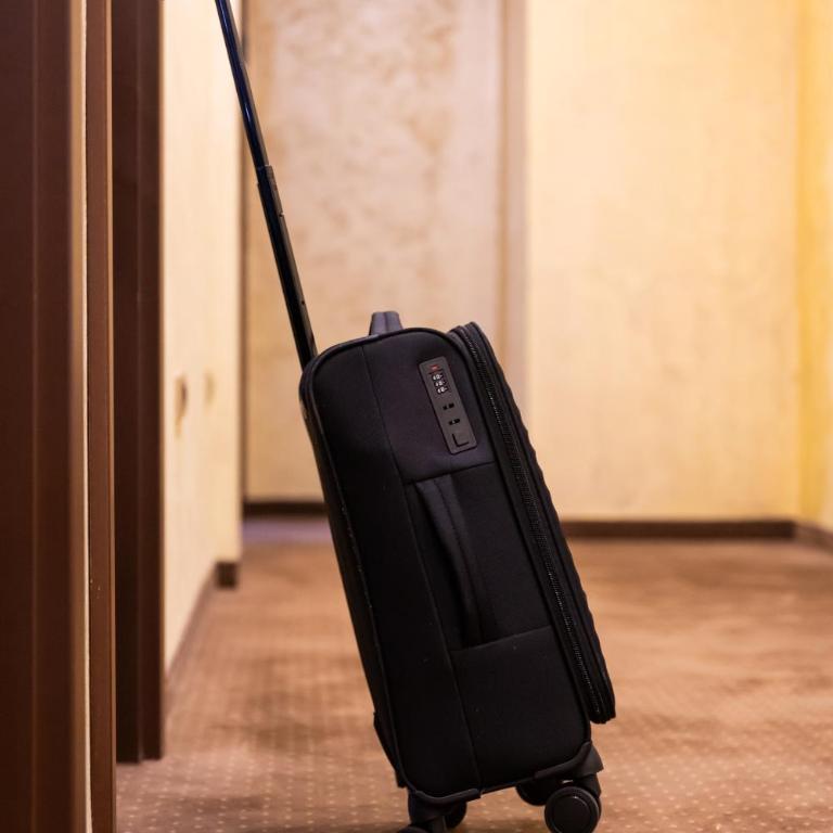  - Room #1713997701 - 15