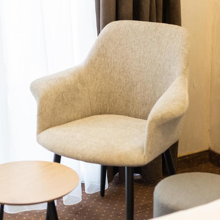  - Room #1713997701 - 21