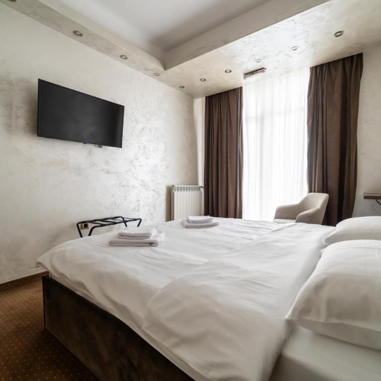  - Room #1713997701 - 45