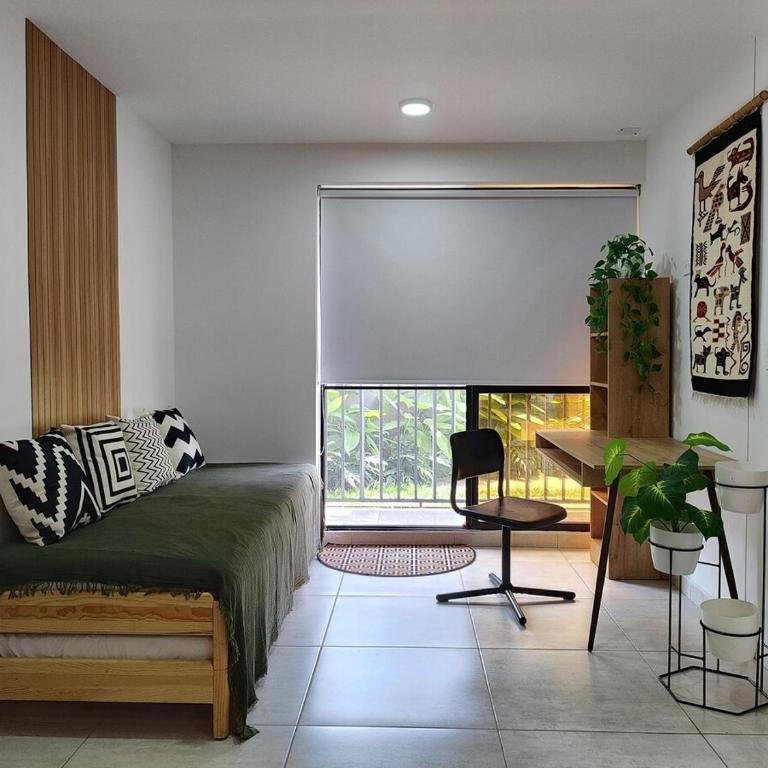  - Room #1714000301 - 12