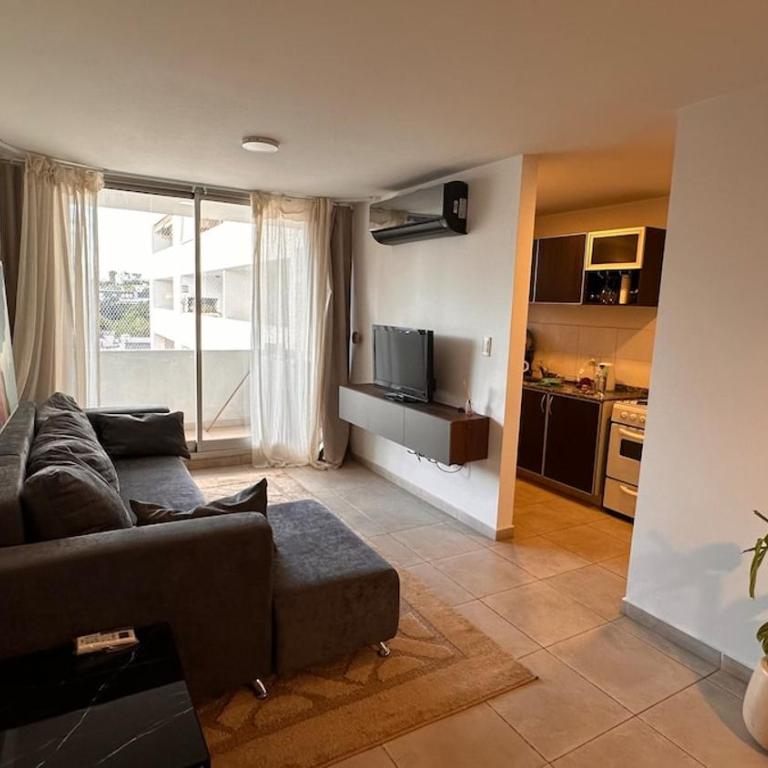  - Room #1714002301 - 1