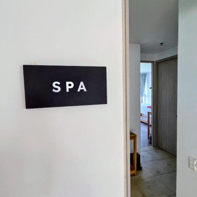  - Room #1714002101 - 37