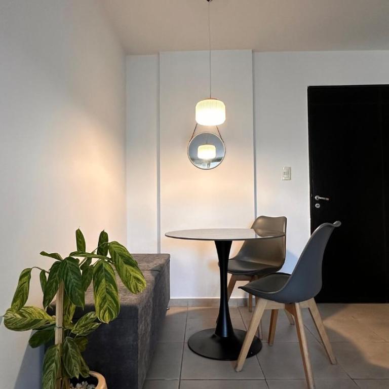  - Room #1714002301 - 13