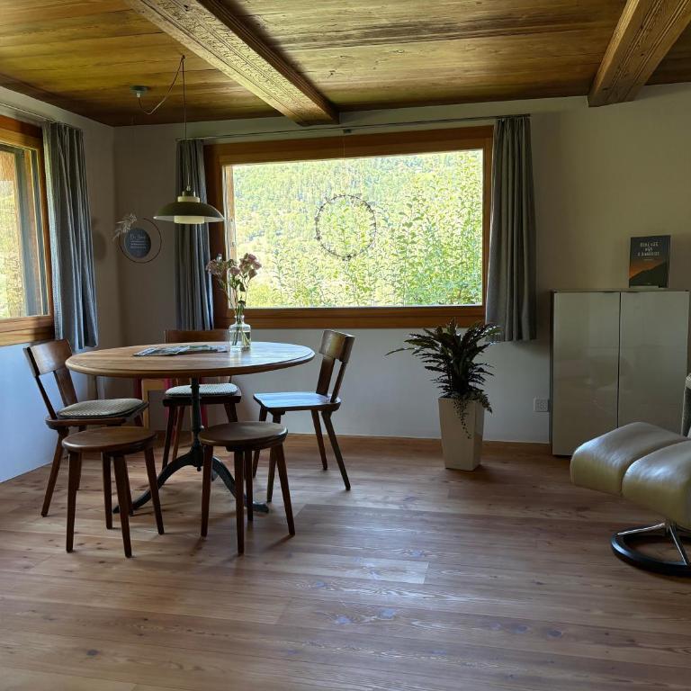 Aabäsizz 300-jähriges Walliserhaus - Ferienhaus mit 4 Zimmern - 17