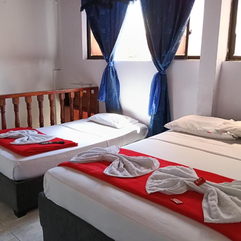 Alojamiento donde Nur - Habitación Doble con baño privado - 1 o 2 camas - 4