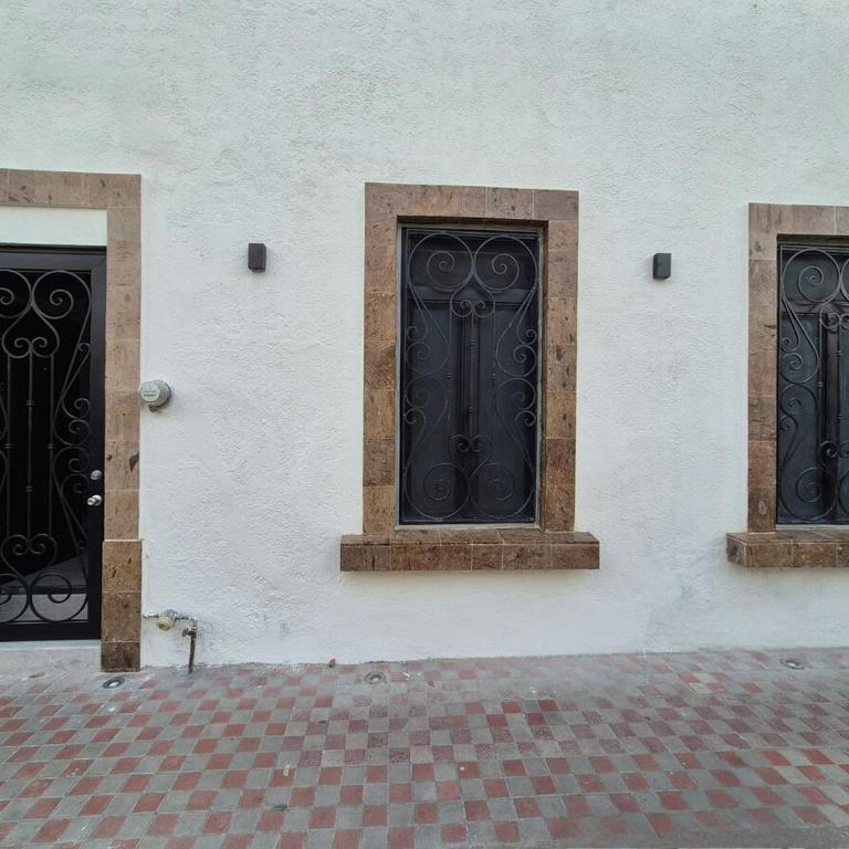  - Room #1714012401 - 22
