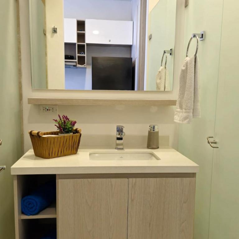  - Room #1714018201 - 3