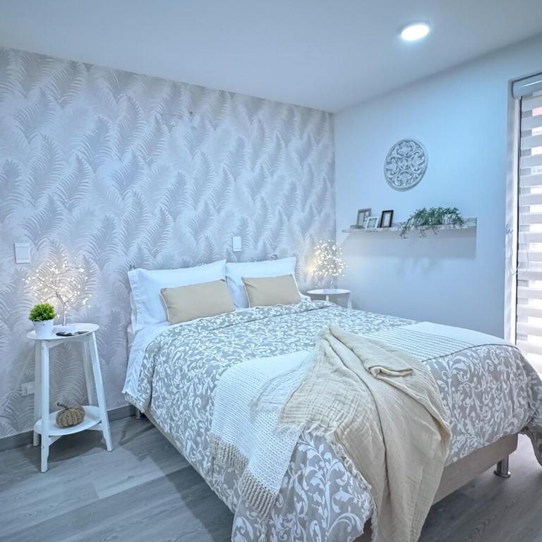  - Room #1714019601 - 1