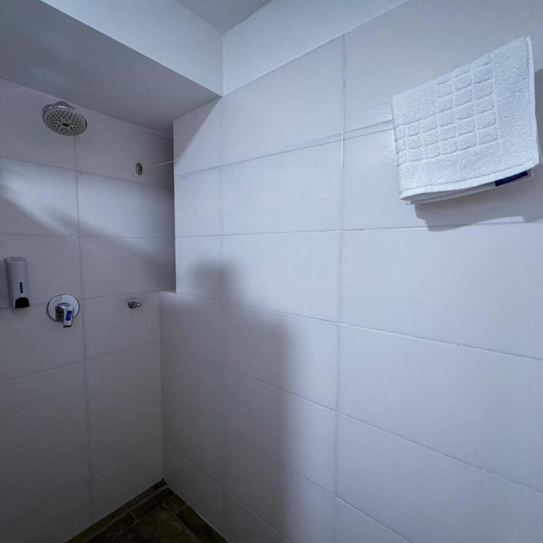  - Room #1714019601 - 5