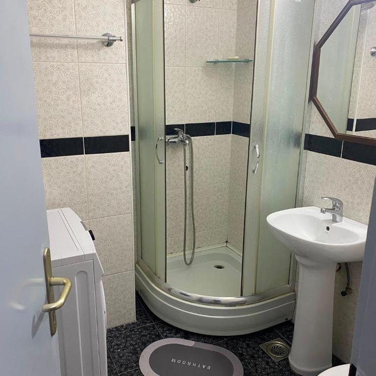 - Room #1714024301 - 4