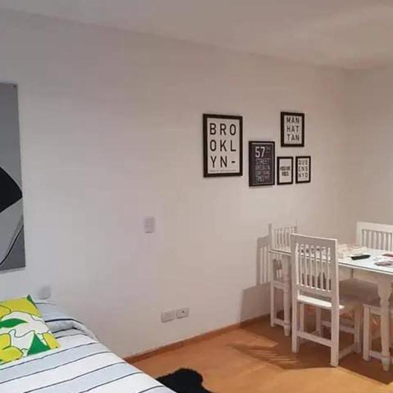  - Room #1713868502 - 4