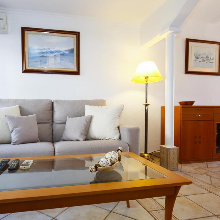  - Room #1714032401 - 2