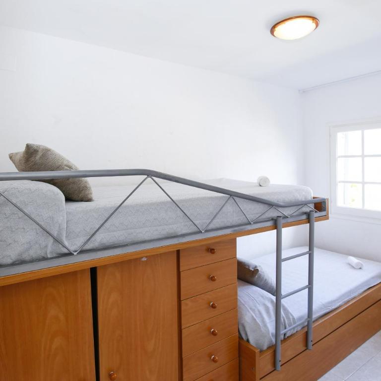  - Room #1714032401 - 19